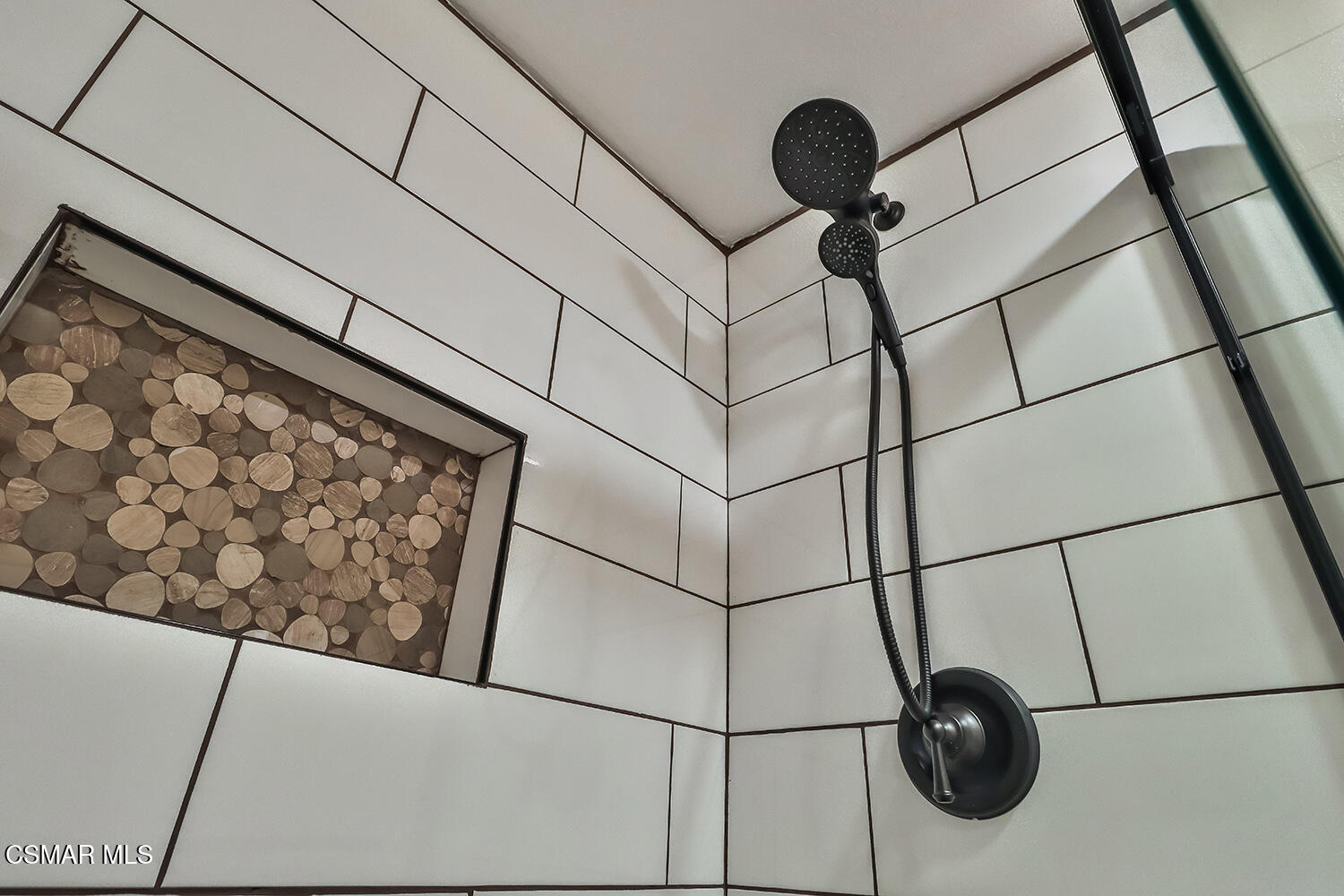 1659 Darrah Avenue Simi Valley, CA 93063 - Photo 30 of 36 hPrimary Bedroom Suite6