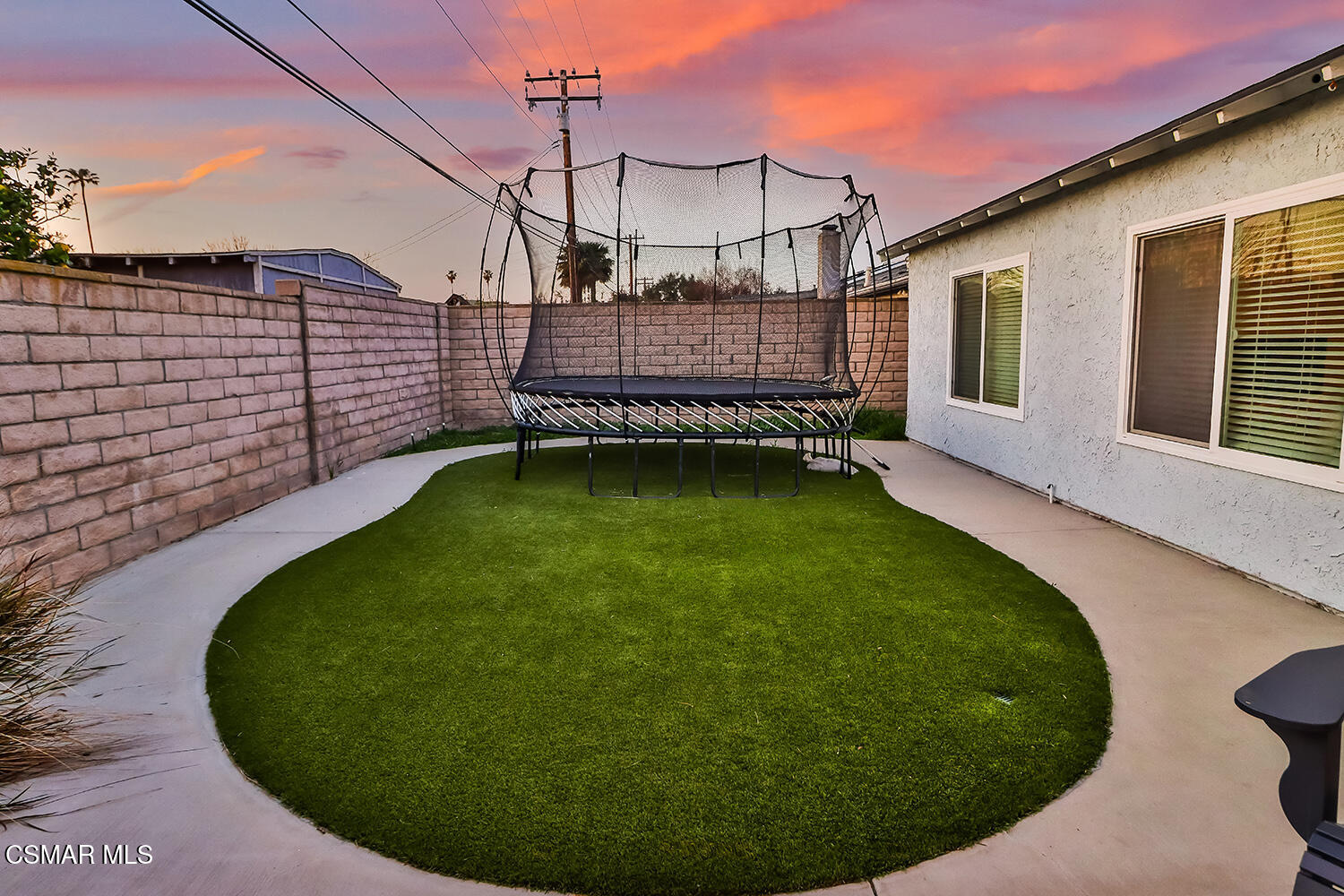 1659 Darrah Avenue Simi Valley, CA 93063 - Photo 34 of 36 iBackyard4