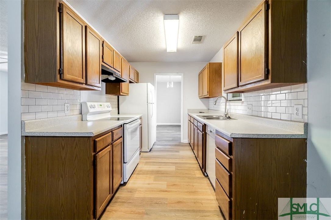 4 Longleaf Circle Pooler, GA 31322 - Photo 10 of 20