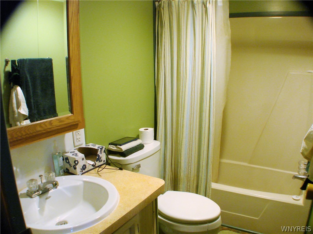 1047 Wish Circle East Aurora, NY 14052 - Photo 27 of 44