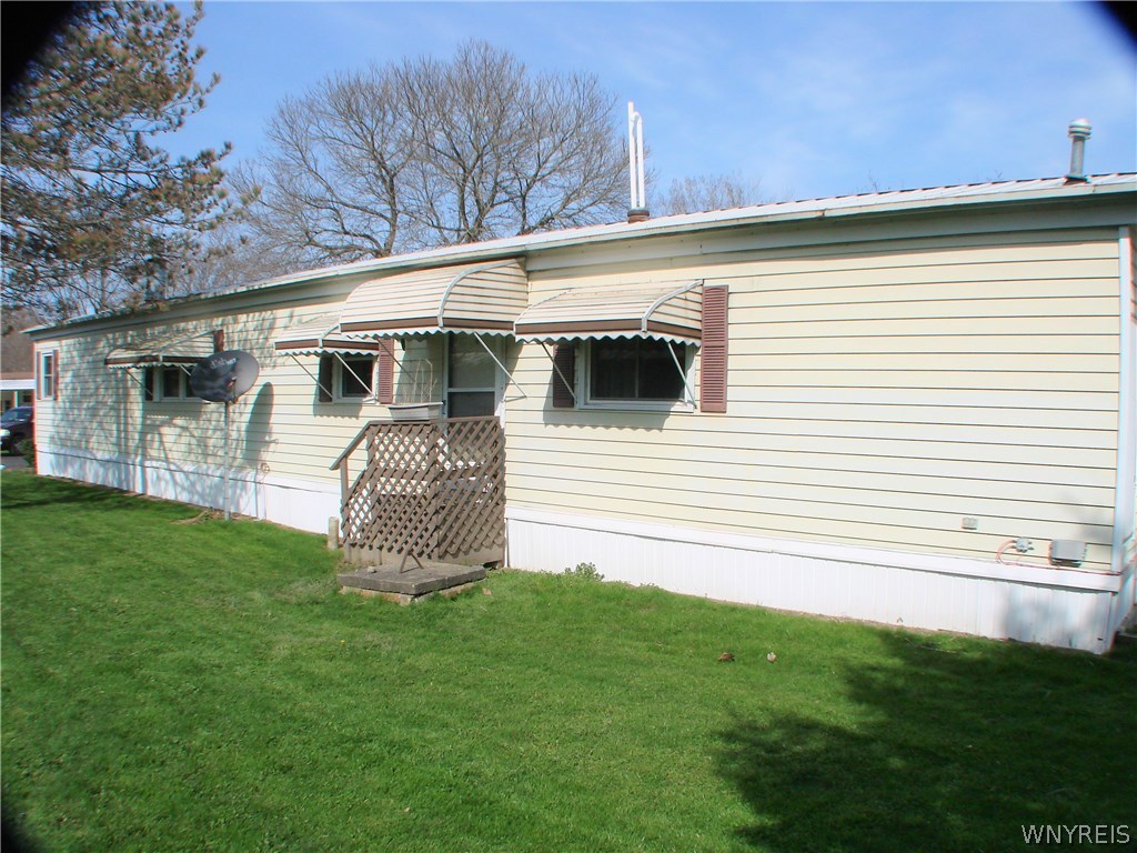 1047 Wish Circle East Aurora, NY 14052 - Photo 39 of 44