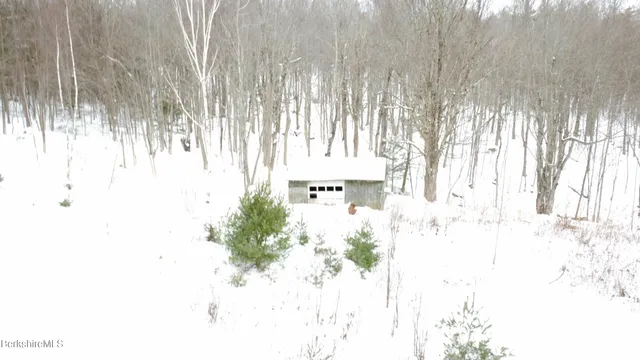 $119,900 | 140 Strykers Road, Florida, MA 01247