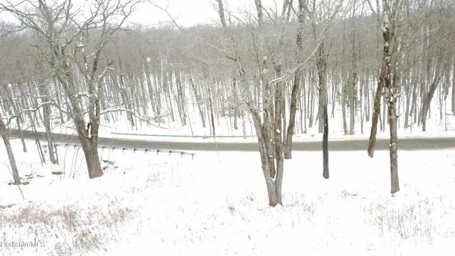 $119,900 | 140 Strykers Road, Florida, MA 01247