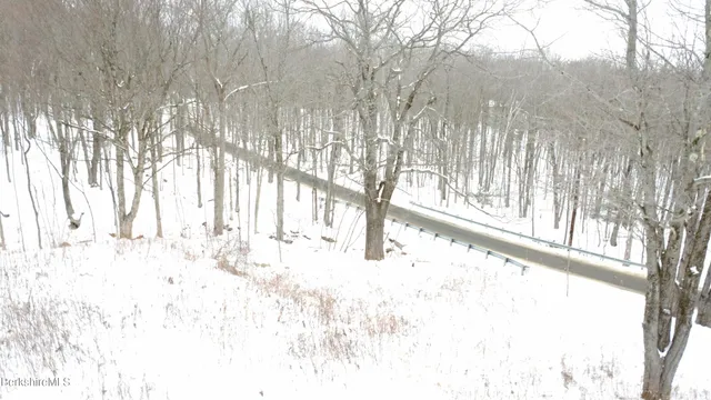 $119,900 | 140 Strykers Road, Florida, MA 01247