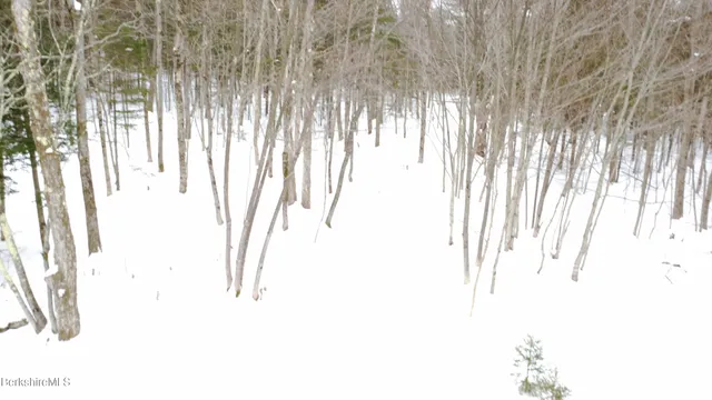 $119,900 | 140 Strykers Road, Florida, MA 01247