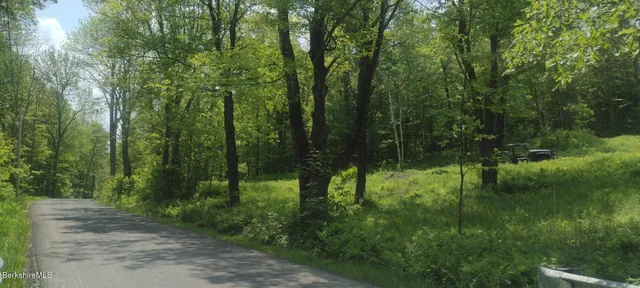 $119,900 | 140 Strykers Road, Florida, MA 01247