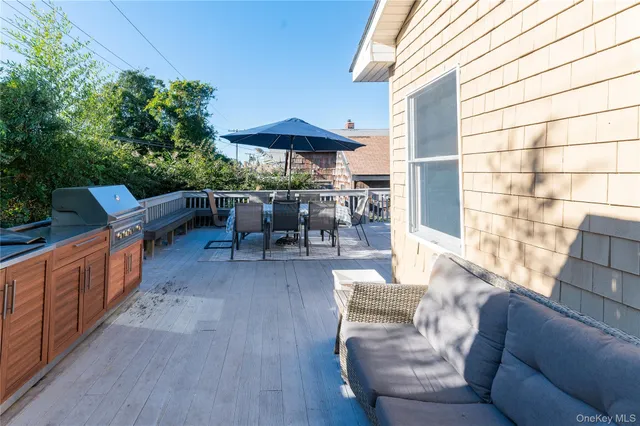 $1,599,999 | 22 Bungalow Lane, Ocean Beach, NY 11770