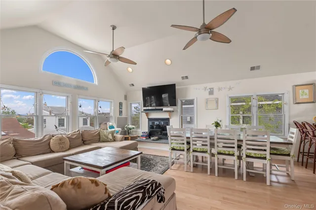 $1,599,999 | 22 Bungalow Lane, Ocean Beach, NY 11770