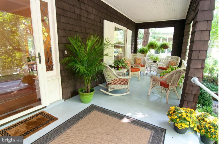 205 Club Road Baltimore, MD 21210 - Photo 3 of 26 Porch