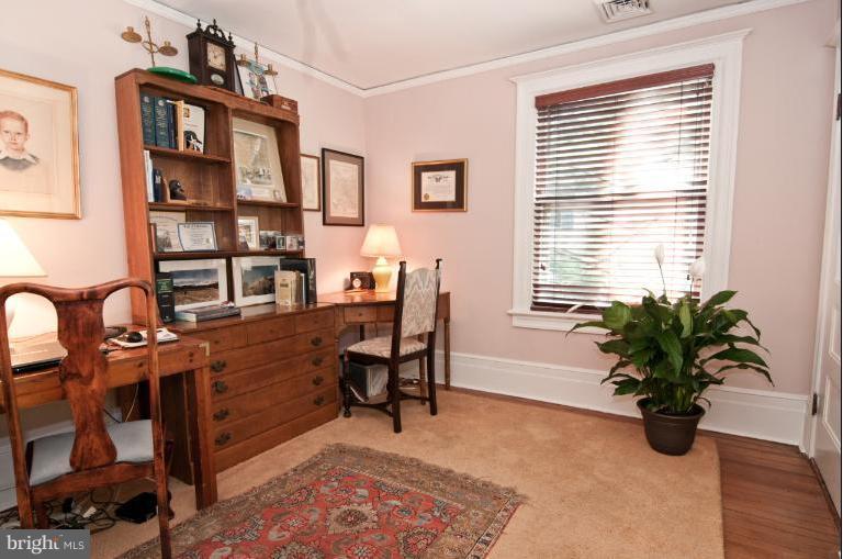 205 Club Road Baltimore, MD 21210 - Photo 21 of 26 Interior (General)