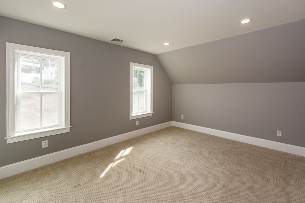 75 Main Street Hull, MA 02045 - Photo 18 of 30 Gallery Image 18