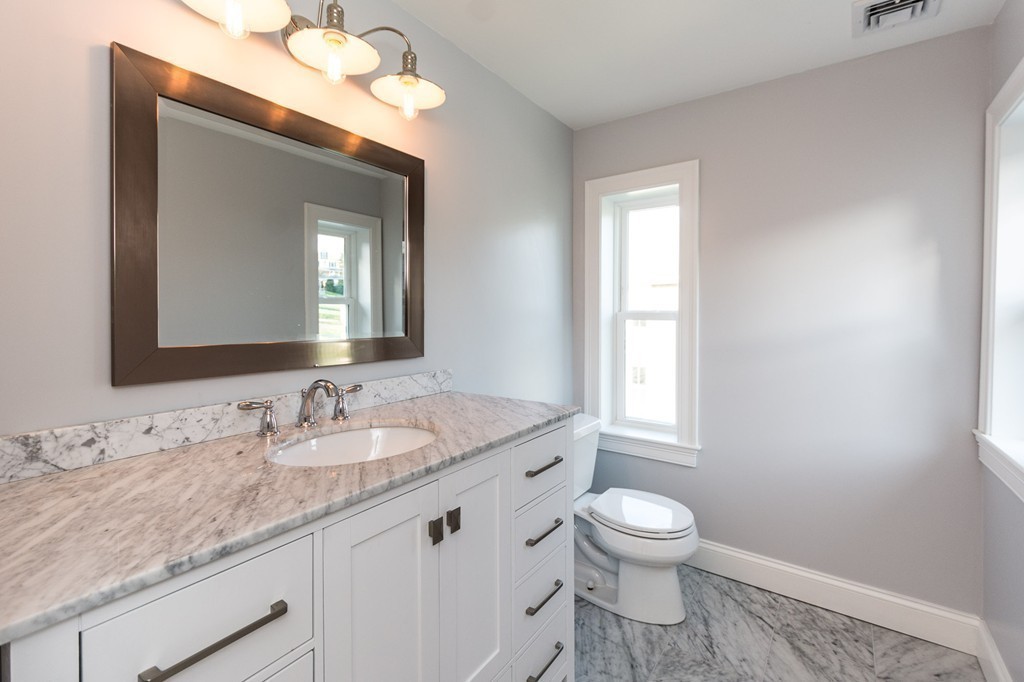75 Main Street Hull, MA 02045 - Photo 20 of 30 Gallery Image 20