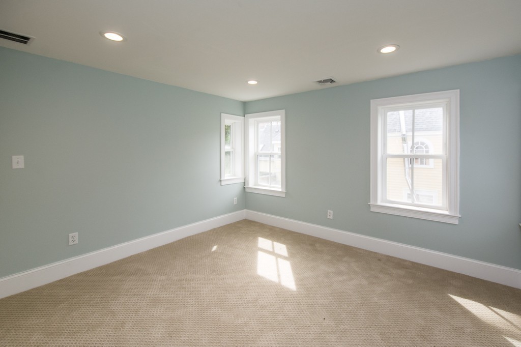 75 Main Street Hull, MA 02045 - Photo 21 of 30 Gallery Image 21