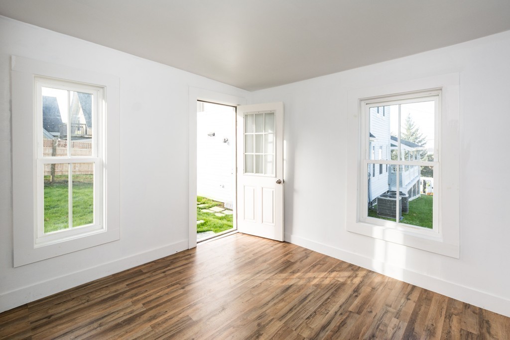 75 Main Street Hull, MA 02045 - Photo 26 of 30 Gallery Image 26