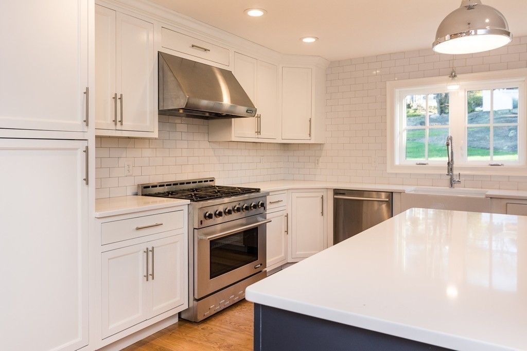 75 Main Street Hull, MA 02045 - Photo 10 of 30 Gallery Image 10