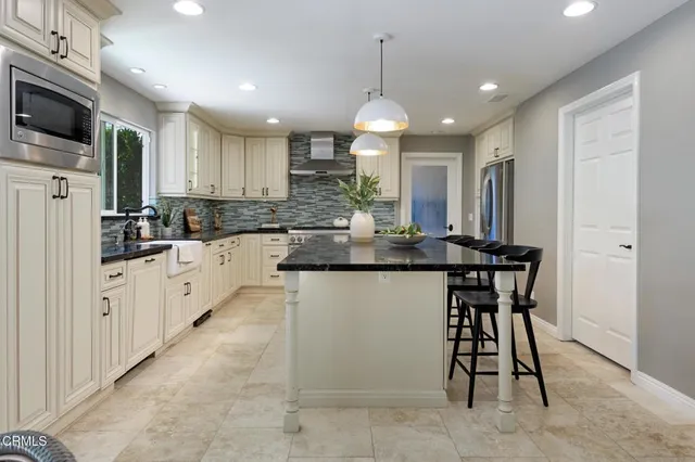 $1,780,000 | 131 Christopher Lane, Ojai, CA 93023