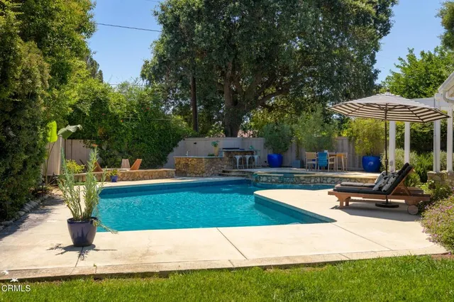 $1,780,000 | 131 Christopher Lane, Ojai, CA 93023