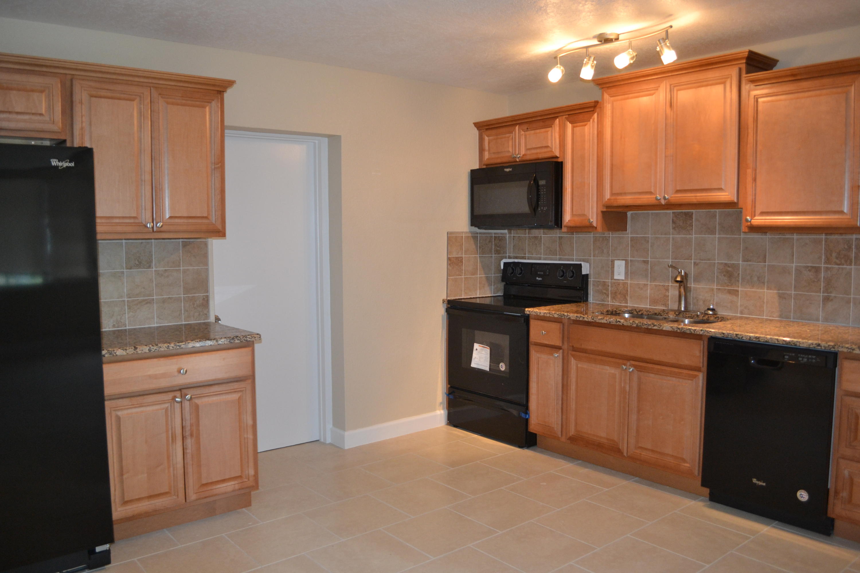 817 Beech Road West Palm Beach, FL 33409 - Photo 3 of 8 KITCHEN