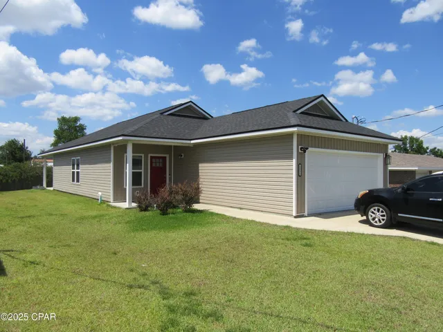$1,995 | 2811 North Panama Avenue, Panama City, FL 32405