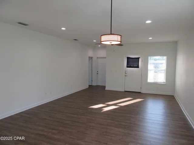 $1,995 | 2811 North Panama Avenue, Panama City, FL 32405