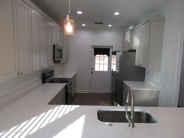 $1,995 | 2811 North Panama Avenue, Panama City, FL 32405