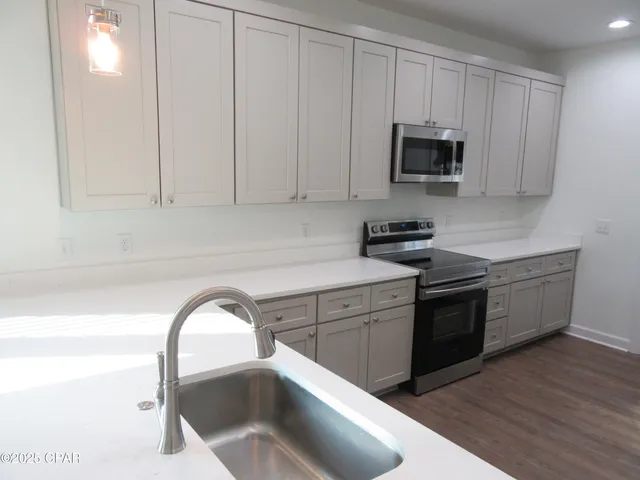 $1,995 | 2811 North Panama Avenue, Panama City, FL 32405