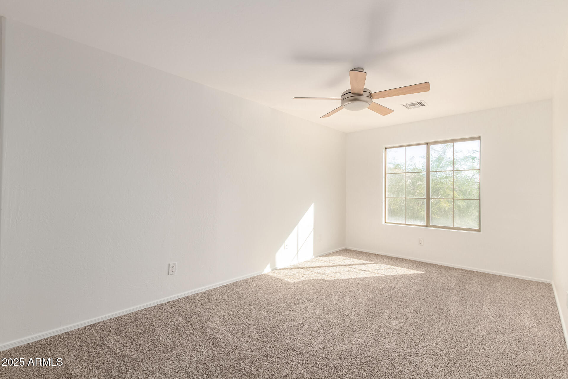 340 East Bradstock Way San Tan Valley, AZ 85140 - Photo 15 of 34 19-Bradstock