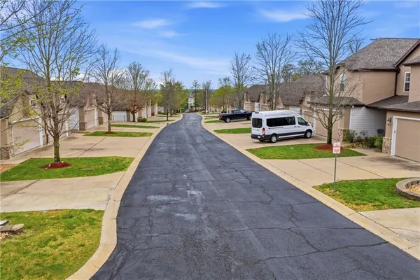 $349,900 | 101 Residence Lane, Unit 1, Branson, MO 65616