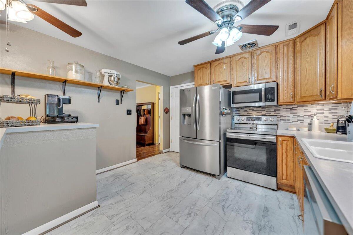 933 Martin McNeil Road Salem, VA 24153 - Photo 16 of 58 16-MIB06977