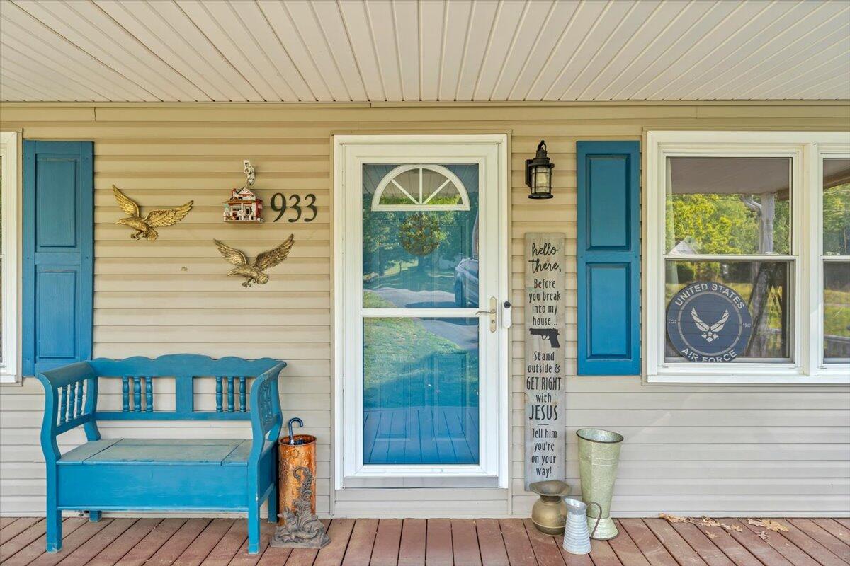933 Martin McNeil Road Salem, VA 24153 - Photo 3 of 58 03-MIB07112