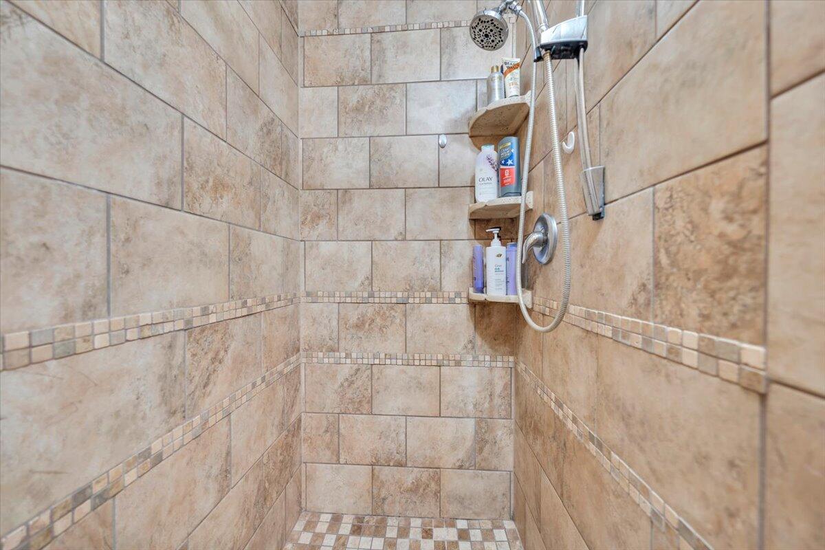 933 Martin McNeil Road Salem, VA 24153 - Photo 35 of 58 35-MIB07028