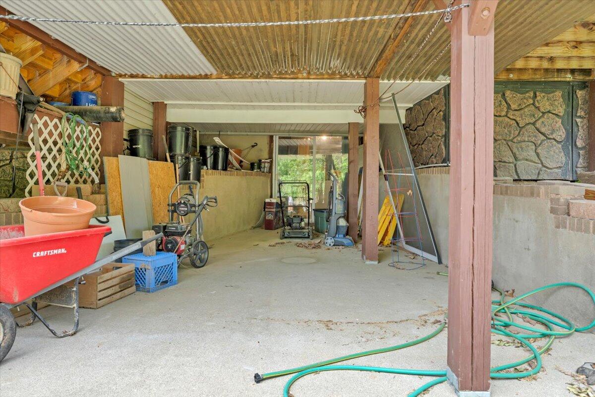 933 Martin McNeil Road Salem, VA 24153 - Photo 51 of 58 51-MIB07085