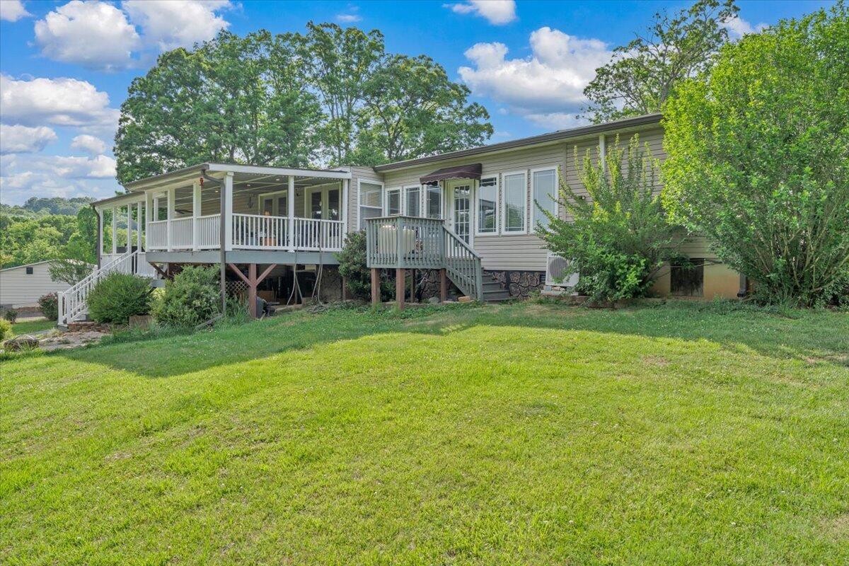 933 Martin McNeil Road Salem, VA 24153 - Photo 55 of 58 55-MIB07094