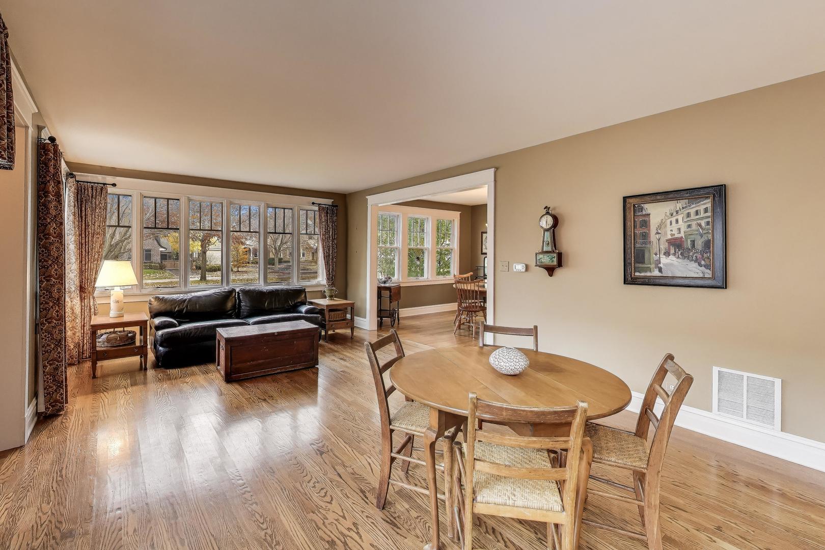 228 East Center Avenue Lake Bluff, IL 60044 - Photo 3 of 39 a dining room with wooden floor and furniture