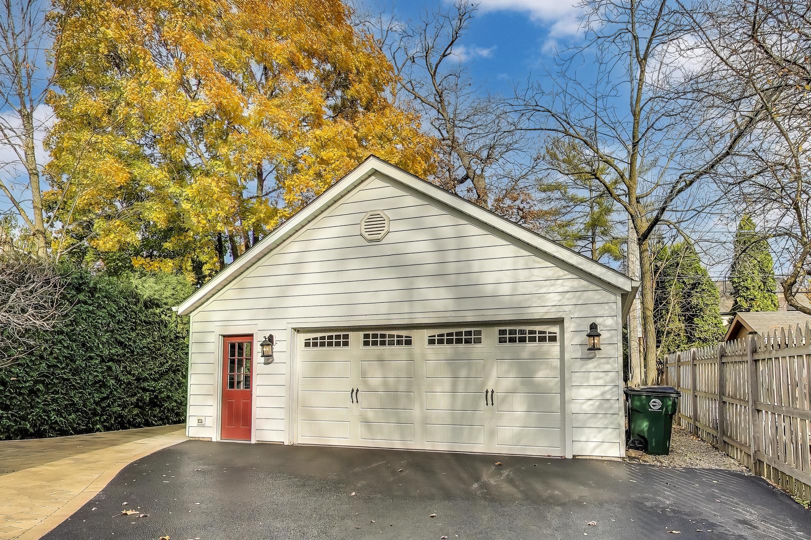228 East Center Avenue Lake Bluff, IL 60044 - Photo 39 of 39 a view of a wooden house with a large trees