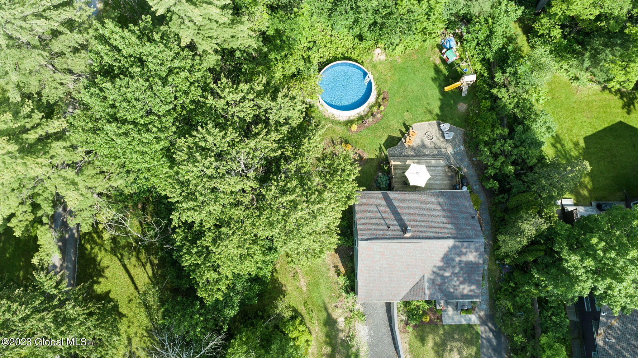 1102 Mohawk Road Niskayuna, NY 12309 - Photo 53 of 56 11