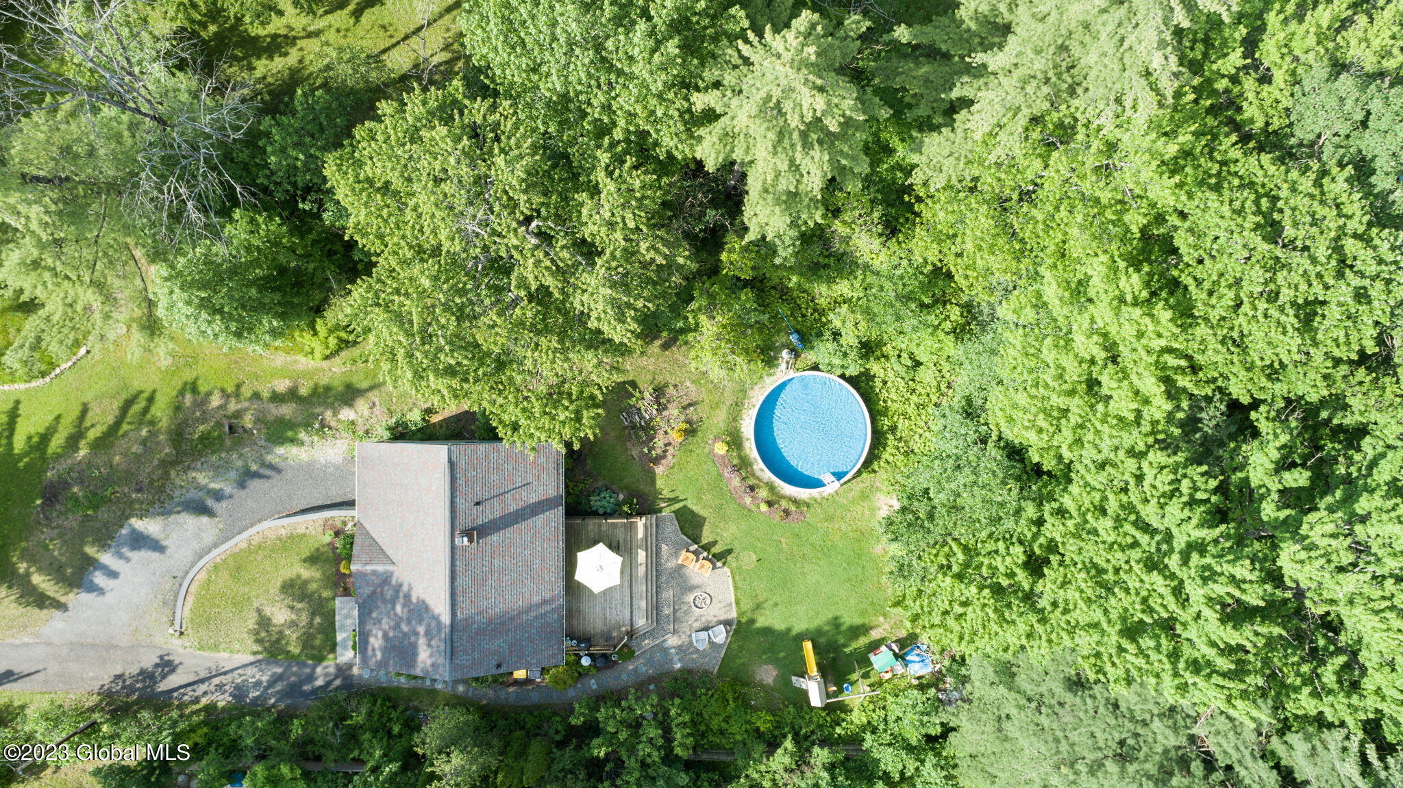 1102 Mohawk Road Niskayuna, NY 12309 - Photo 56 of 56 14