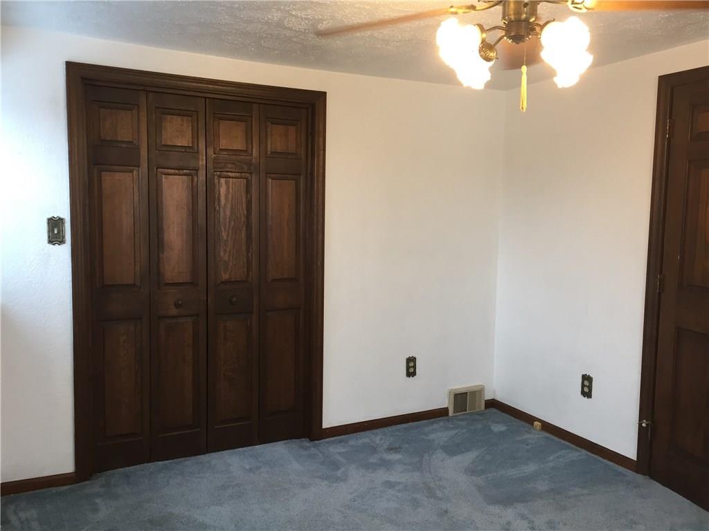 54 May Avenue McKees Rocks, PA 15136 - Photo 19 of 21