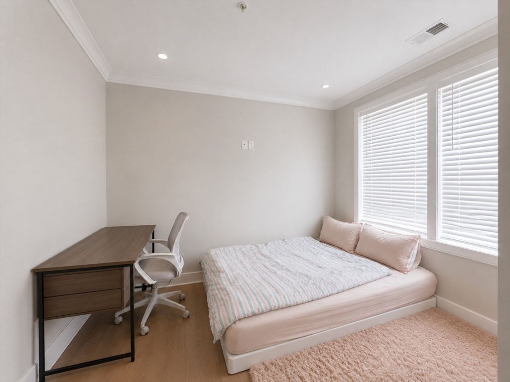13 Greylock Road, Unit 3 Boston, MA 02134 - Photo 11 of 14