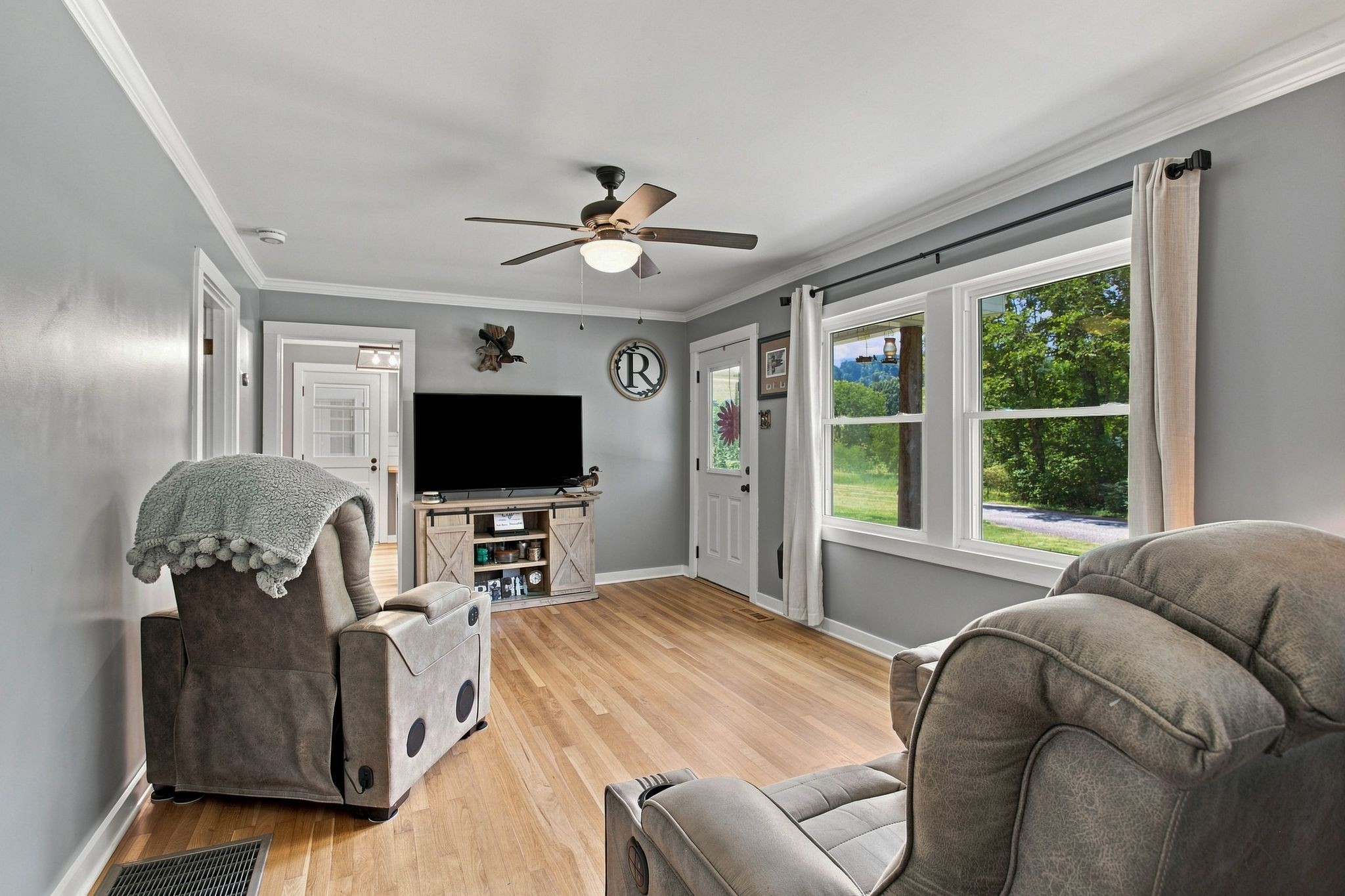 4854 Dry Fork Road Hampshire, TN 38461 - Photo 8 of 22 Gallery Image 8