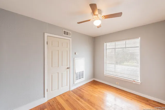 $850 | 2331 Cincinnati Avenue, Unit 2, San Antonio, TX 78228