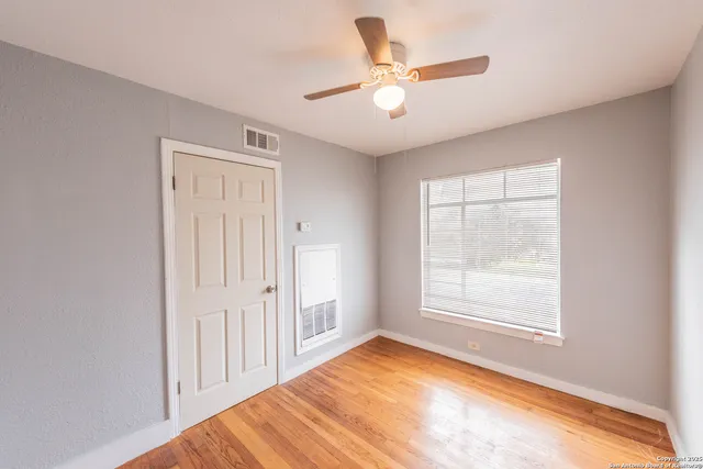 $850 | 2331 Cincinnati Avenue, Unit 2, San Antonio, TX 78228