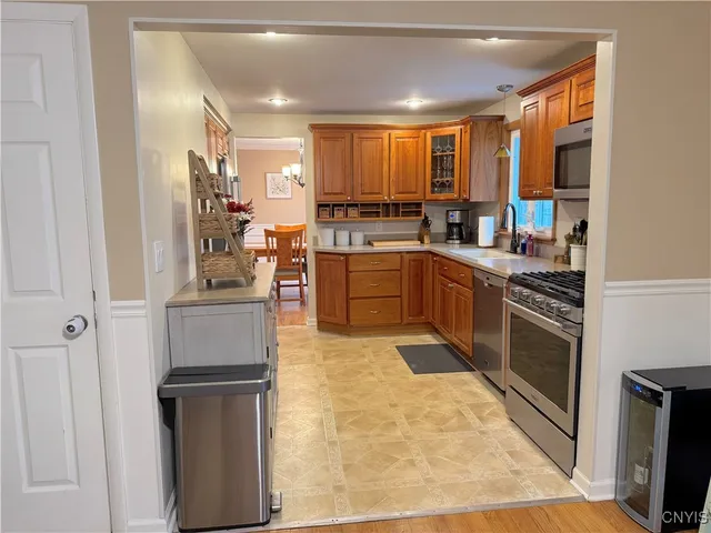 $289,900 | 7574 Manor Lane, Clay, NY 13088