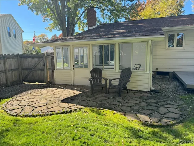 $289,900 | 7574 Manor Lane, Clay, NY 13088