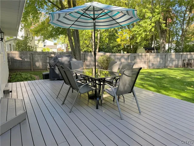 $289,900 | 7574 Manor Lane, Clay, NY 13088