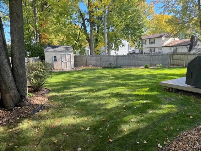 $289,900 | 7574 Manor Lane, Clay, NY 13088