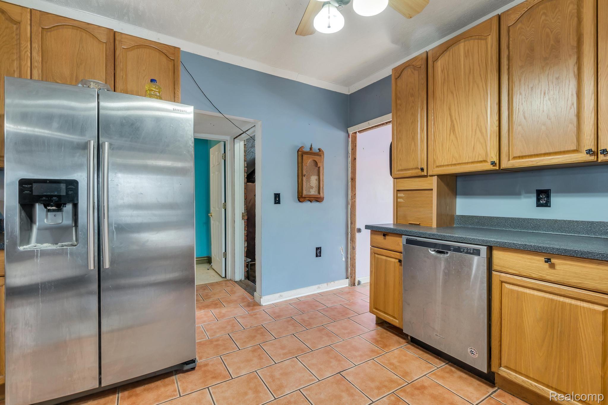 7024 Sheldon Road Whitmore Lake, MI 48189 - Photo 13 of 43 Gallery Image 13