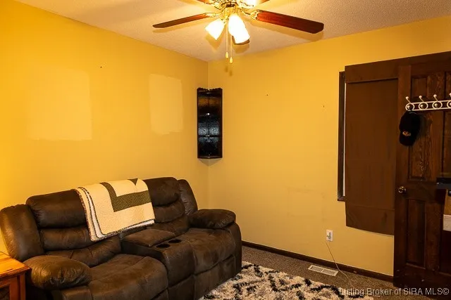 $218,000 | 2131 Seneca Drive, Madison, IN 47250