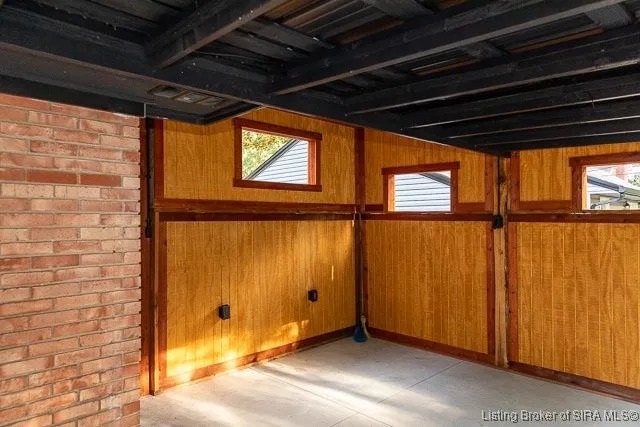 $218,000 | 2131 Seneca Drive, Madison, IN 47250