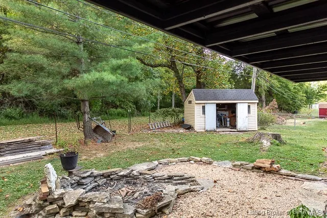 $218,000 | 2131 Seneca Drive, Madison, IN 47250